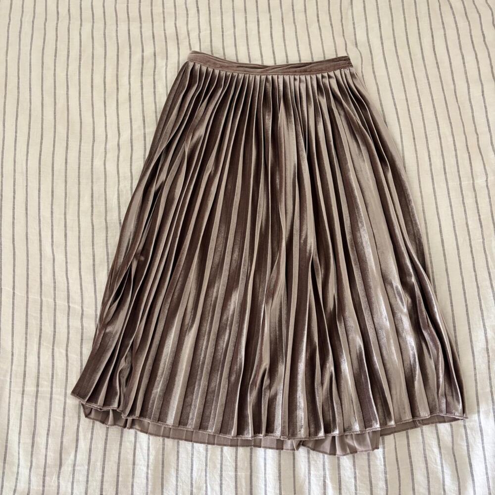 Abercrombie and fitch velvet pleated skirt